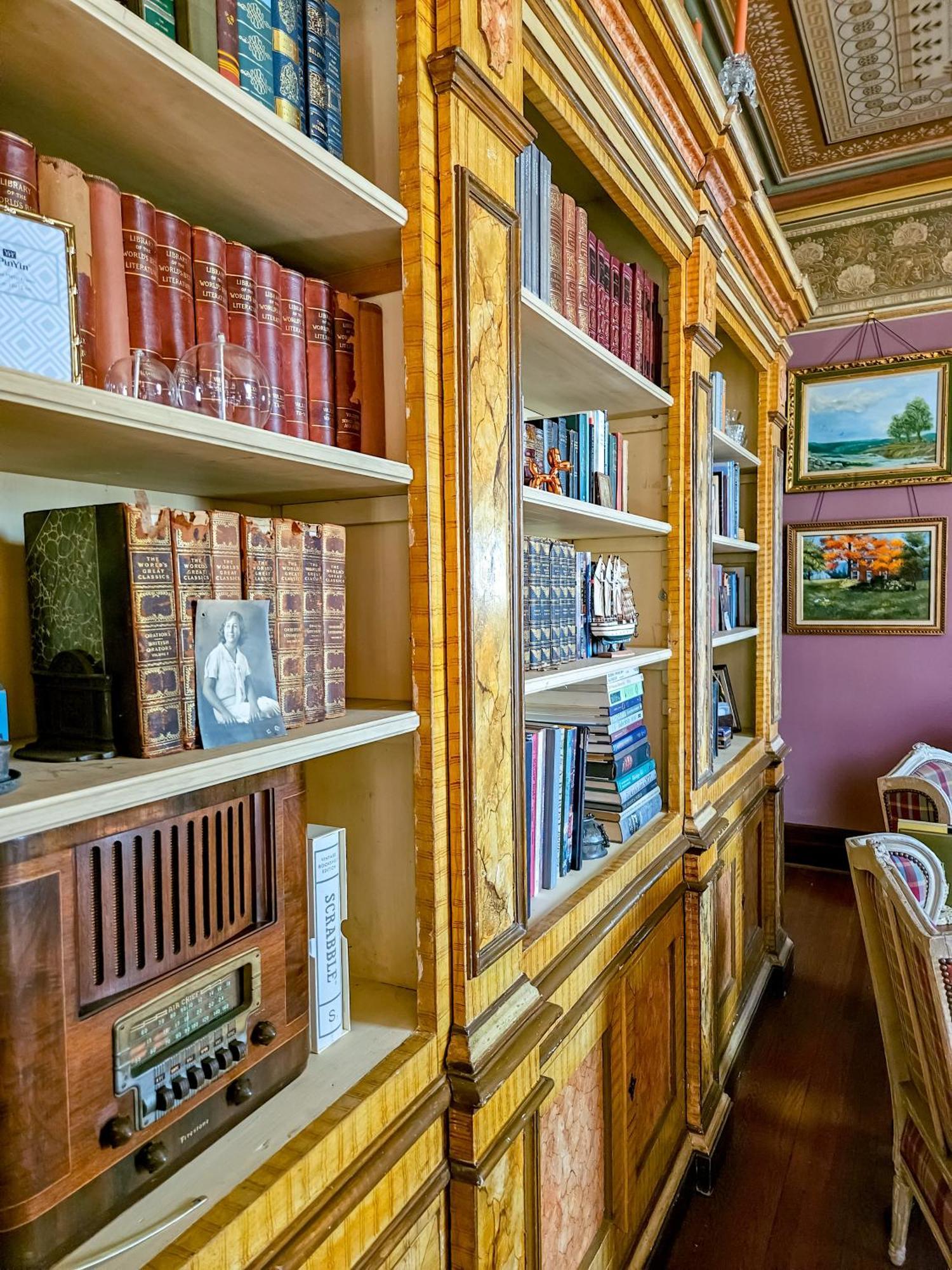 The Jd Hyde Historic Inn 비살리아 외부 사진